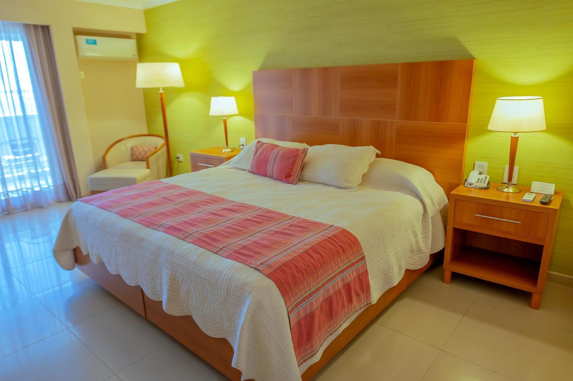 Condado Hotel Casino Paso De La Patria Dış mekan fotoğraf