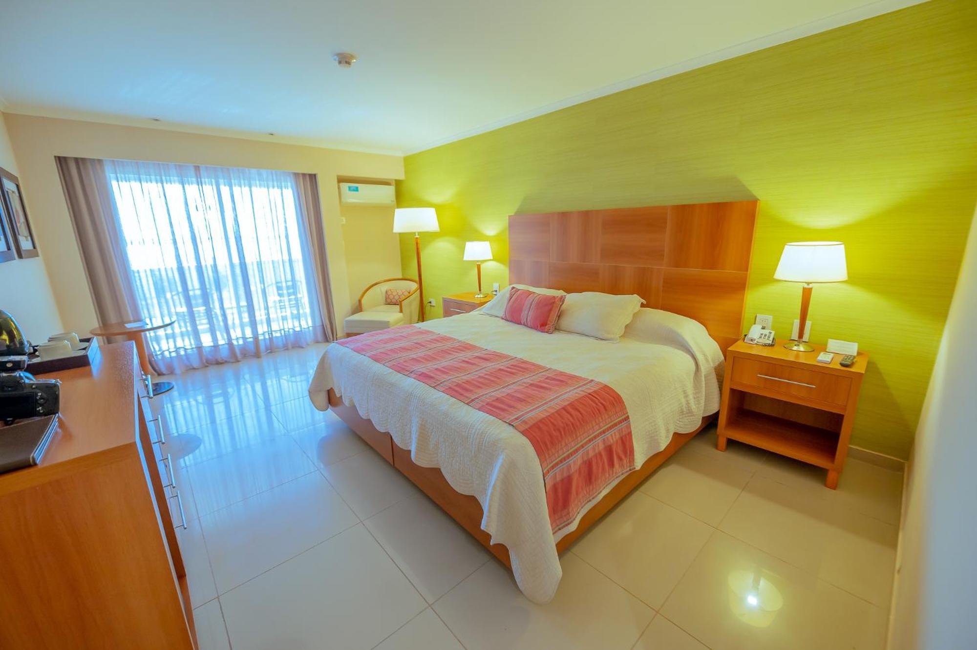 Condado Hotel Casino Paso De La Patria Dış mekan fotoğraf