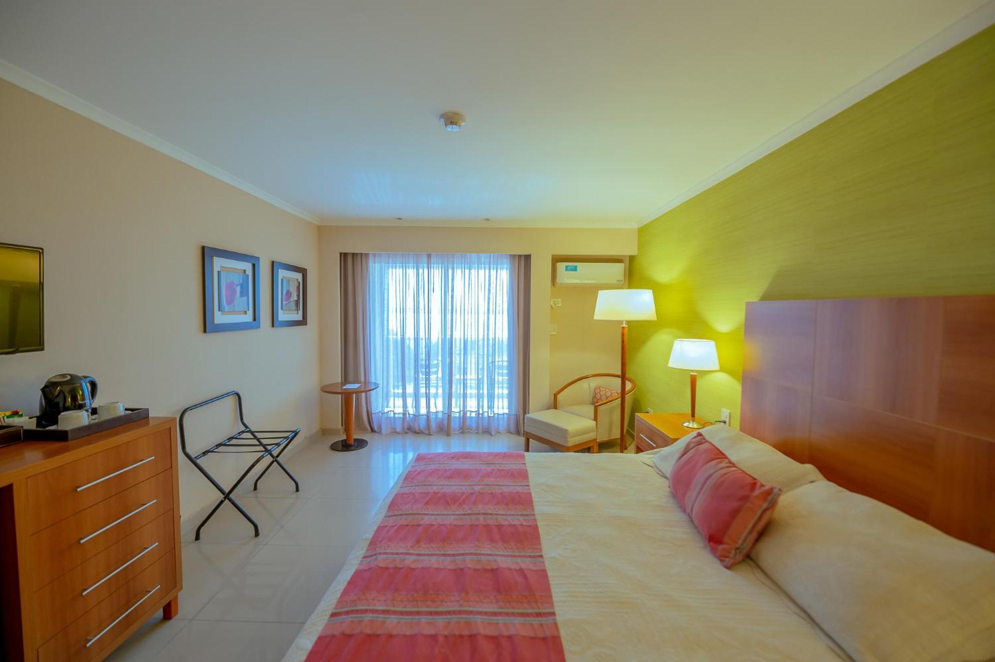 Condado Hotel Casino Paso De La Patria Dış mekan fotoğraf